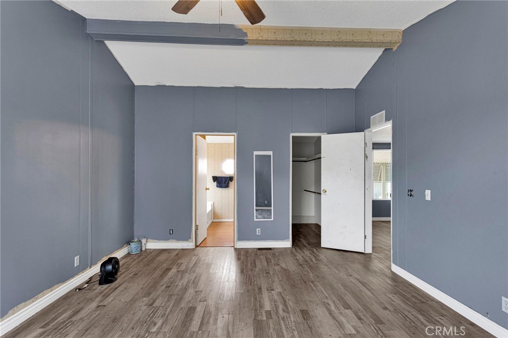 20843 Waalew Rd C6 Property Photo 25