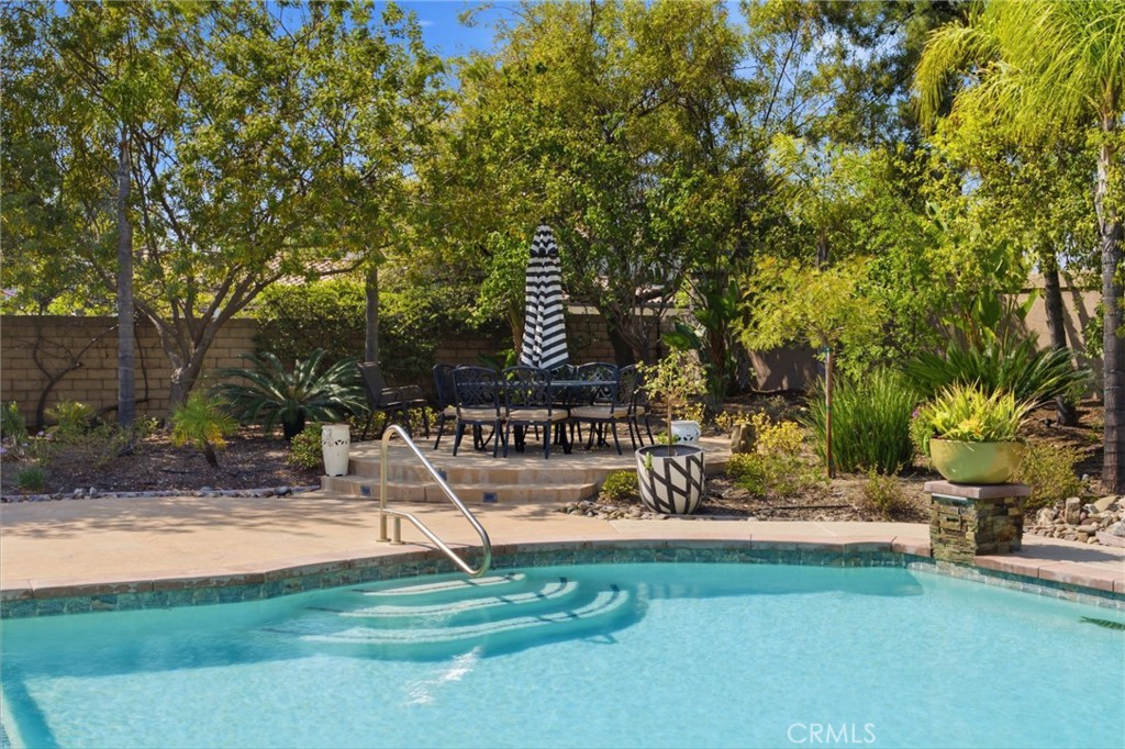 22976 Banbury Court Property Photo 6