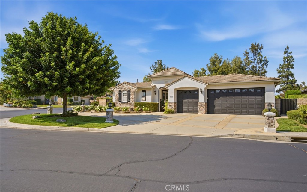 22976 Banbury Court Property Photo 12