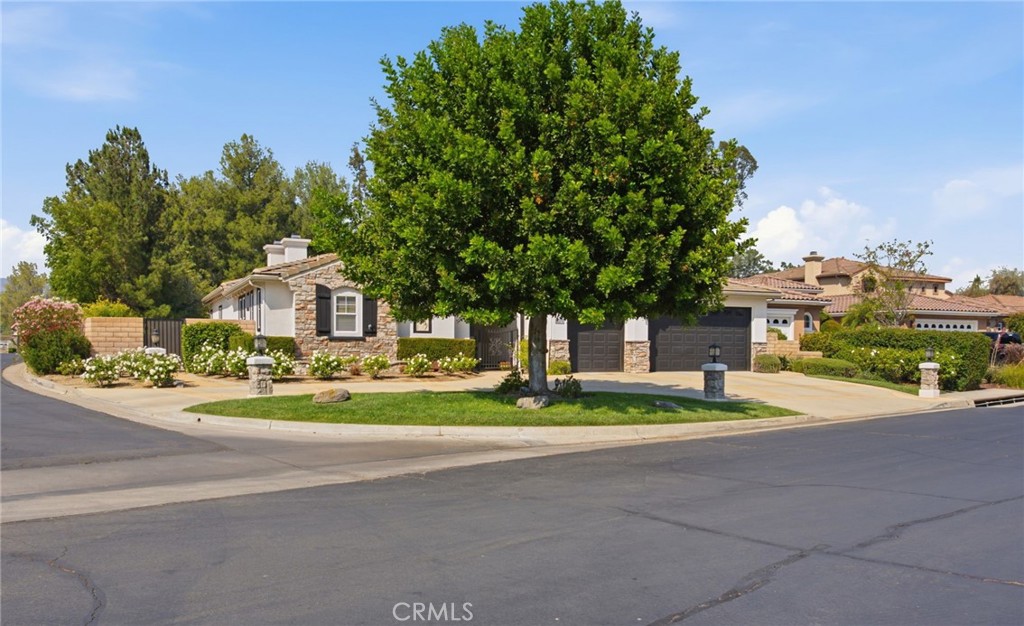 22976 Banbury Court Property Photo 58