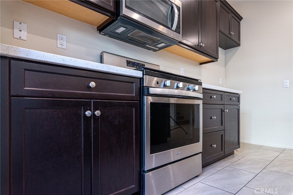 41957 Zafra Property Photo 9