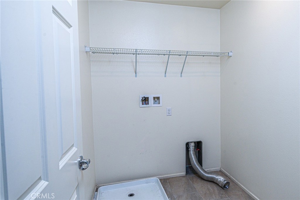 41957 Zafra Property Photo 13