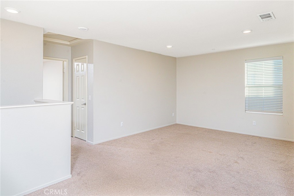 41957 Zafra Property Photo 18