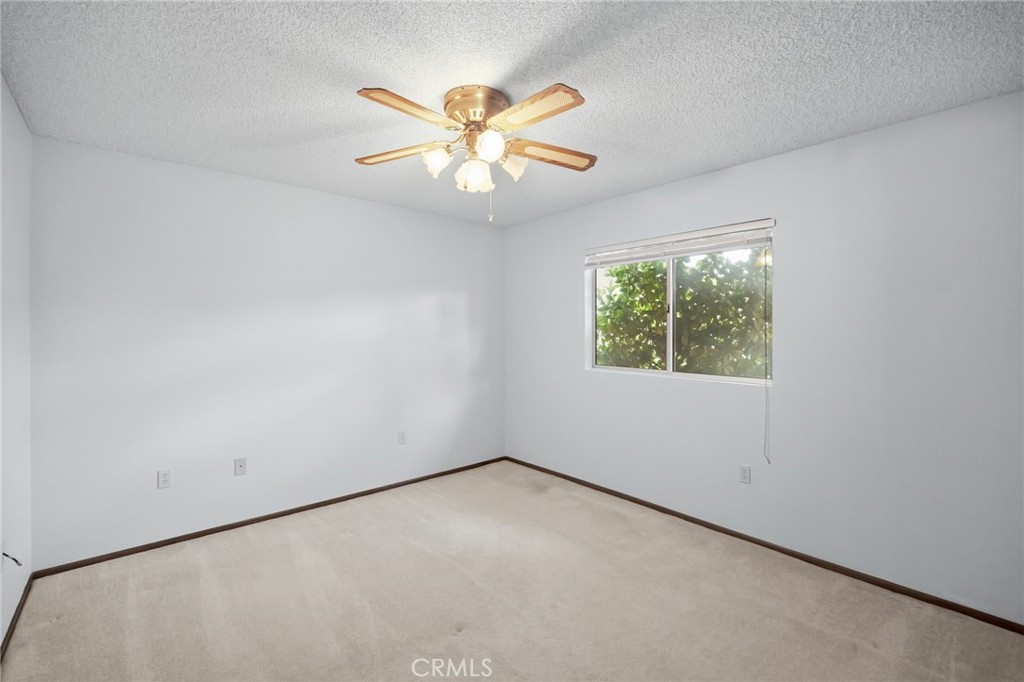 27195 Aurora Property Photo 18