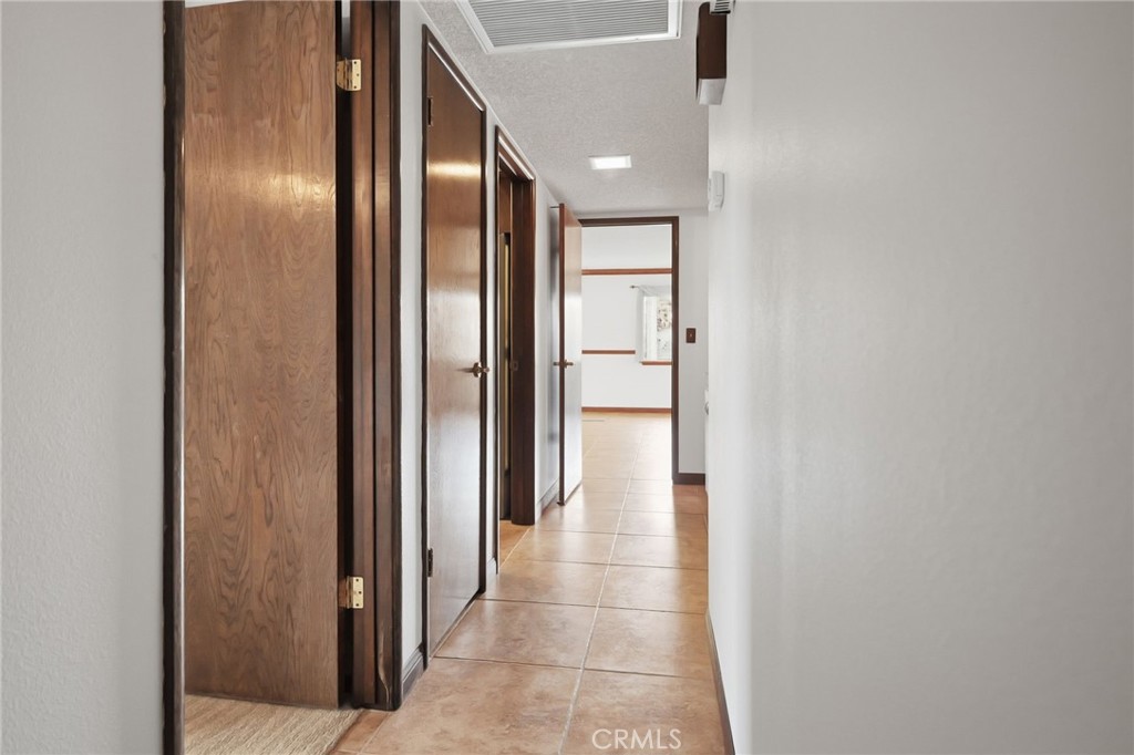 27195 Aurora Property Photo 23
