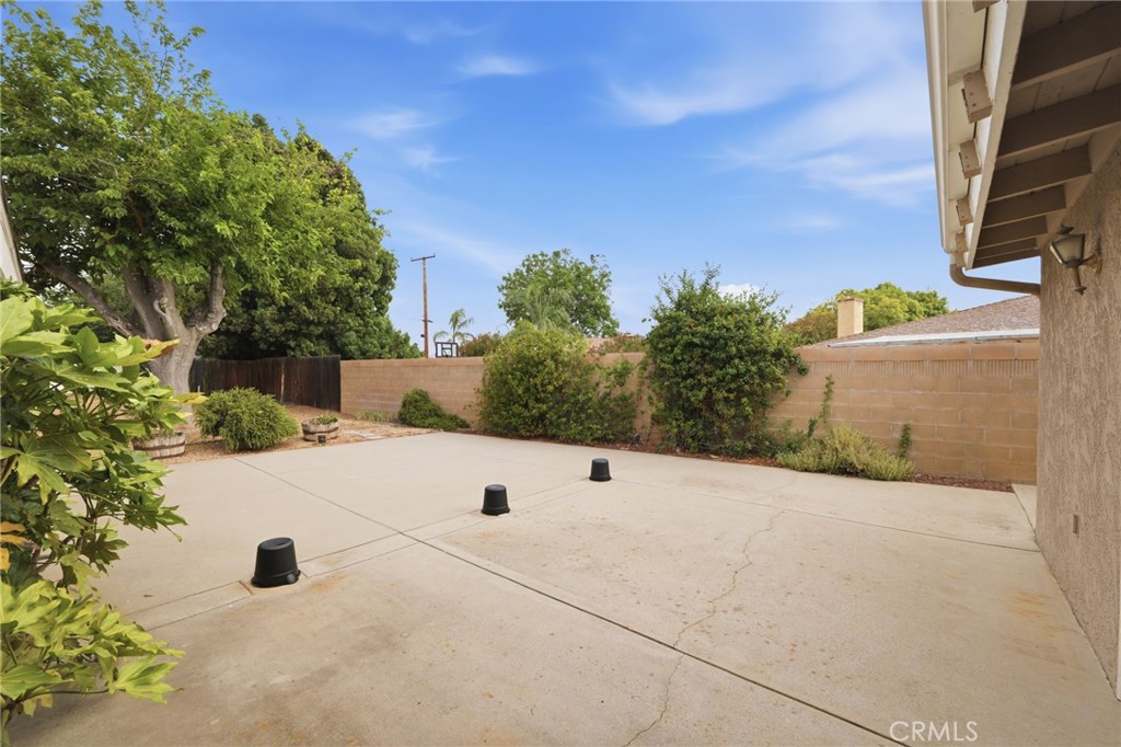 27195 Aurora Property Photo 30