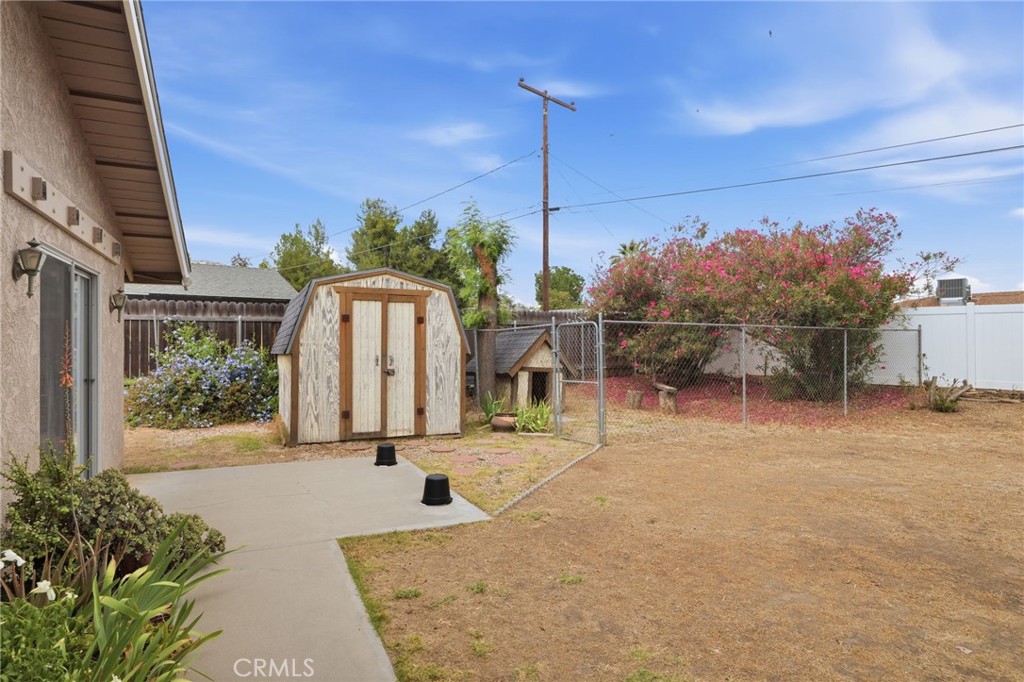 27195 Aurora Property Photo 31
