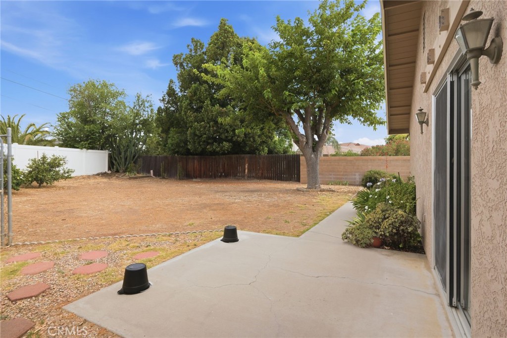27195 Aurora Property Photo 33