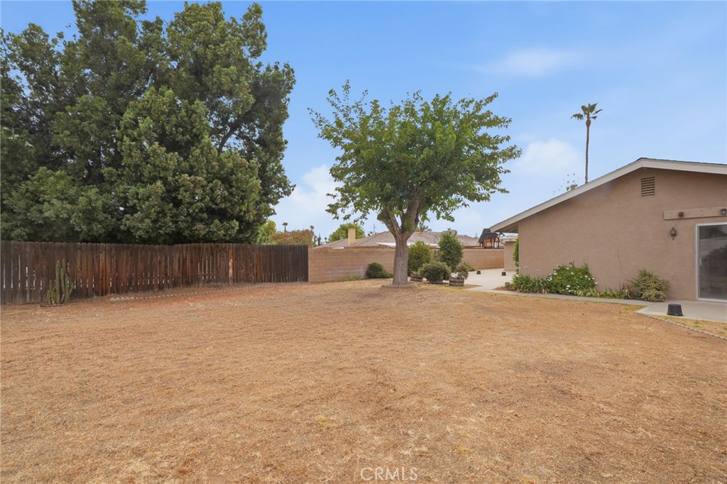 27195 Aurora Property Photo 36