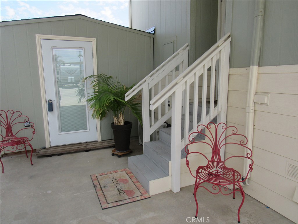 1295 S Cawston 462 Property Photo 2