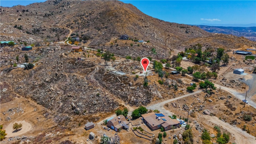 41300 Polly Butte Property Photo 4