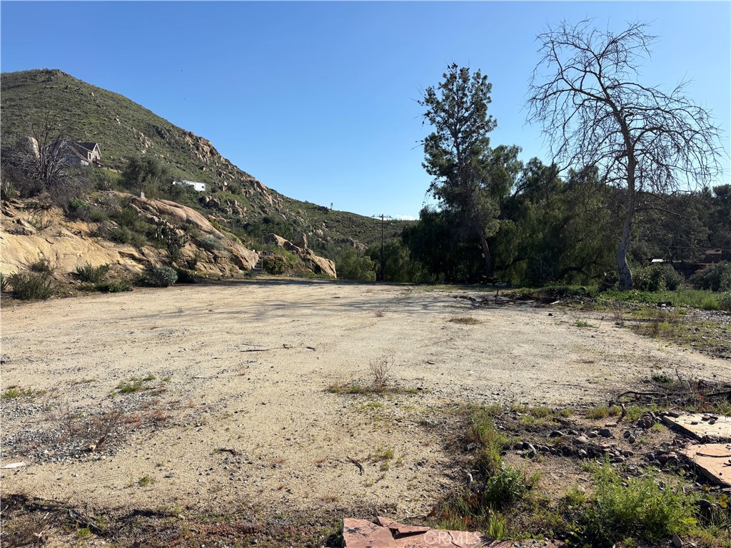 41300 Polly Butte Property Photo 13