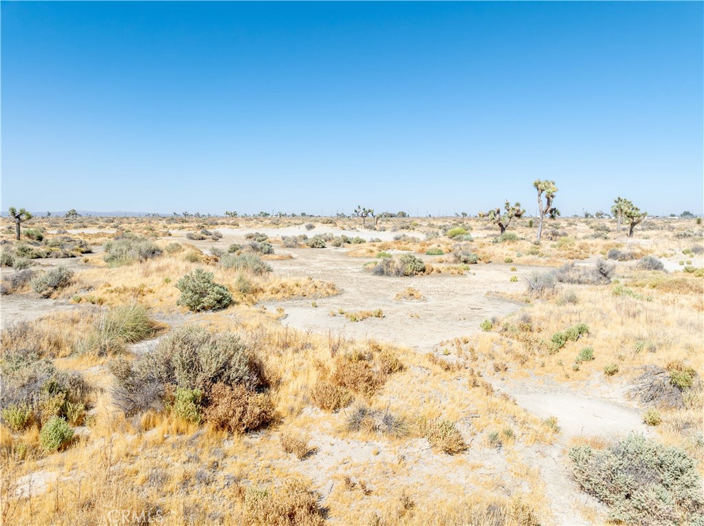 22 Avenue F Property Photo 8