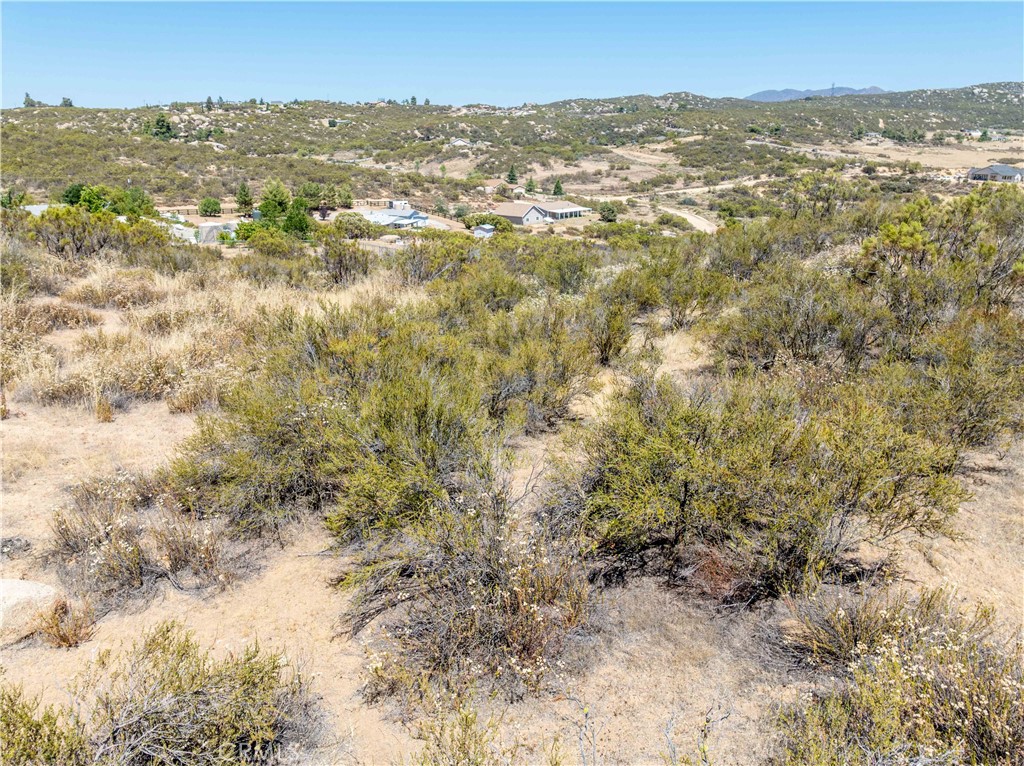 1063 Wildhorse Circle Property Photo 12