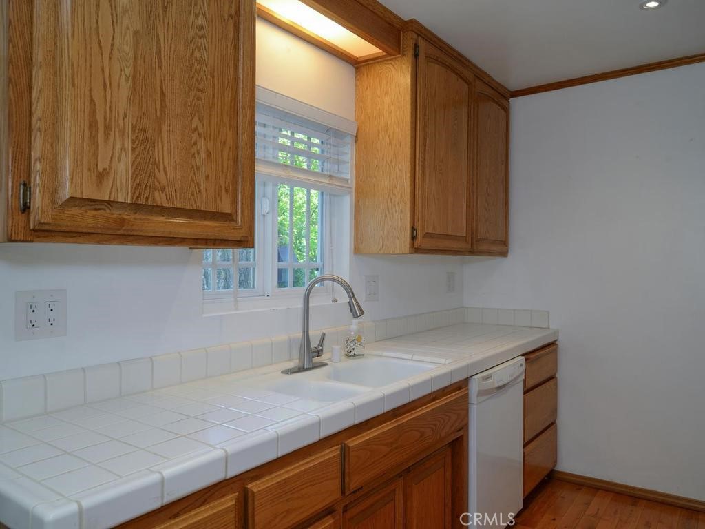 31671 Luring Pines Drive Property Photo 11
