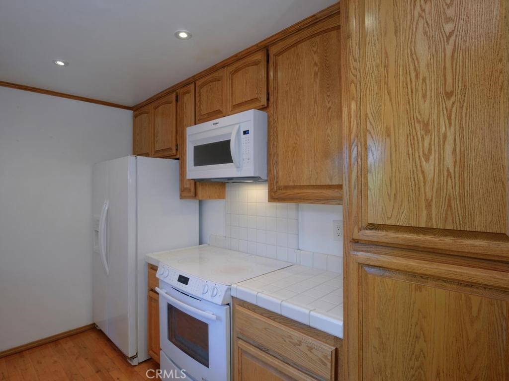 31671 Luring Pines Drive Property Photo 12