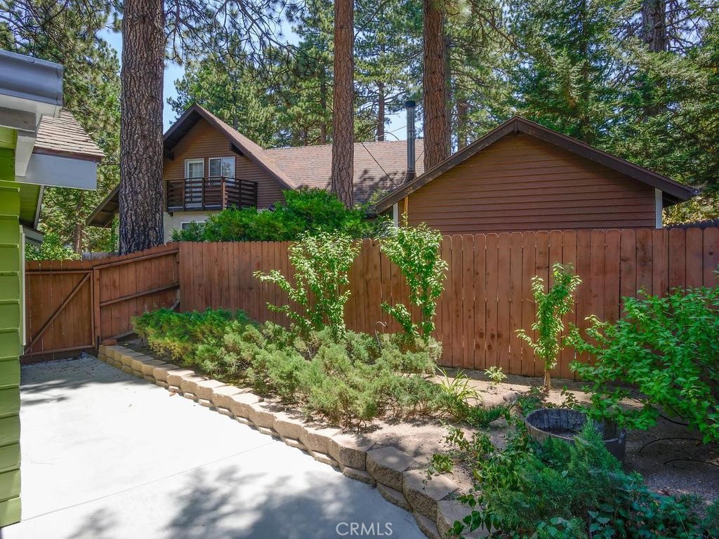 31671 Luring Pines Drive Property Photo 25