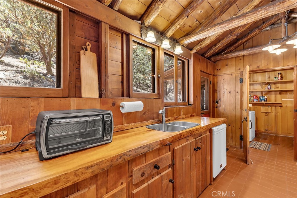 53921 Marian View Property Photo 31