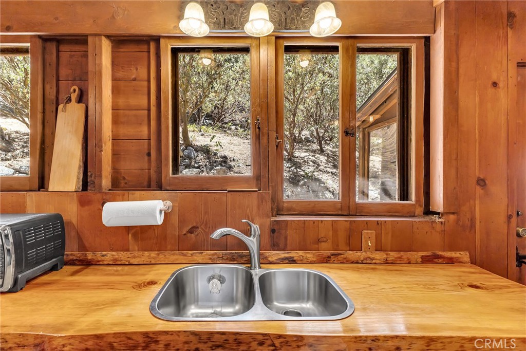53921 Marian View Property Photo 32
