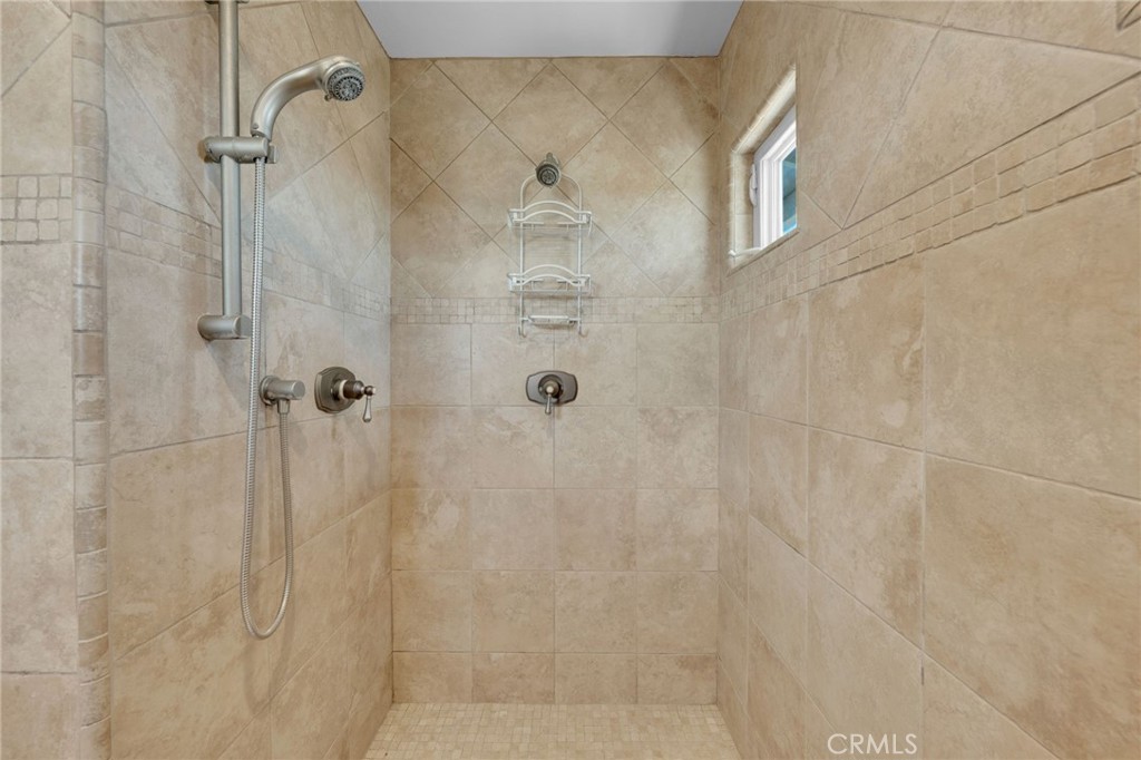 4402 Mount Bigelow Drive Property Photo 31