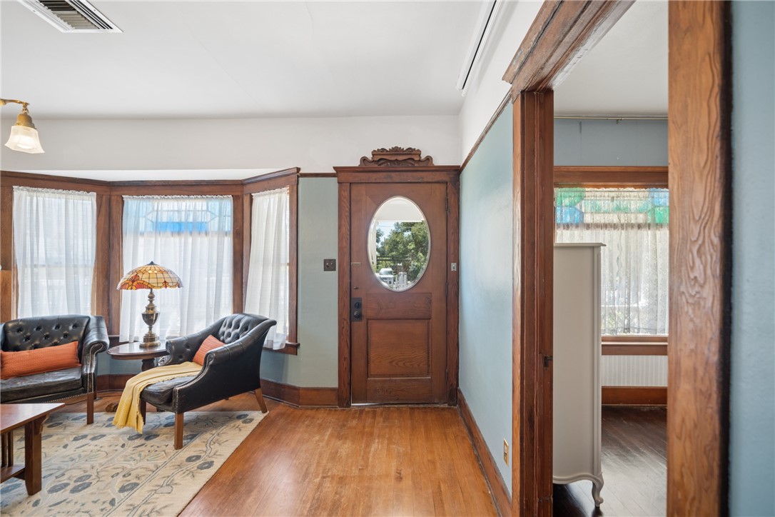 27440 Dartmouth Property Photo 12