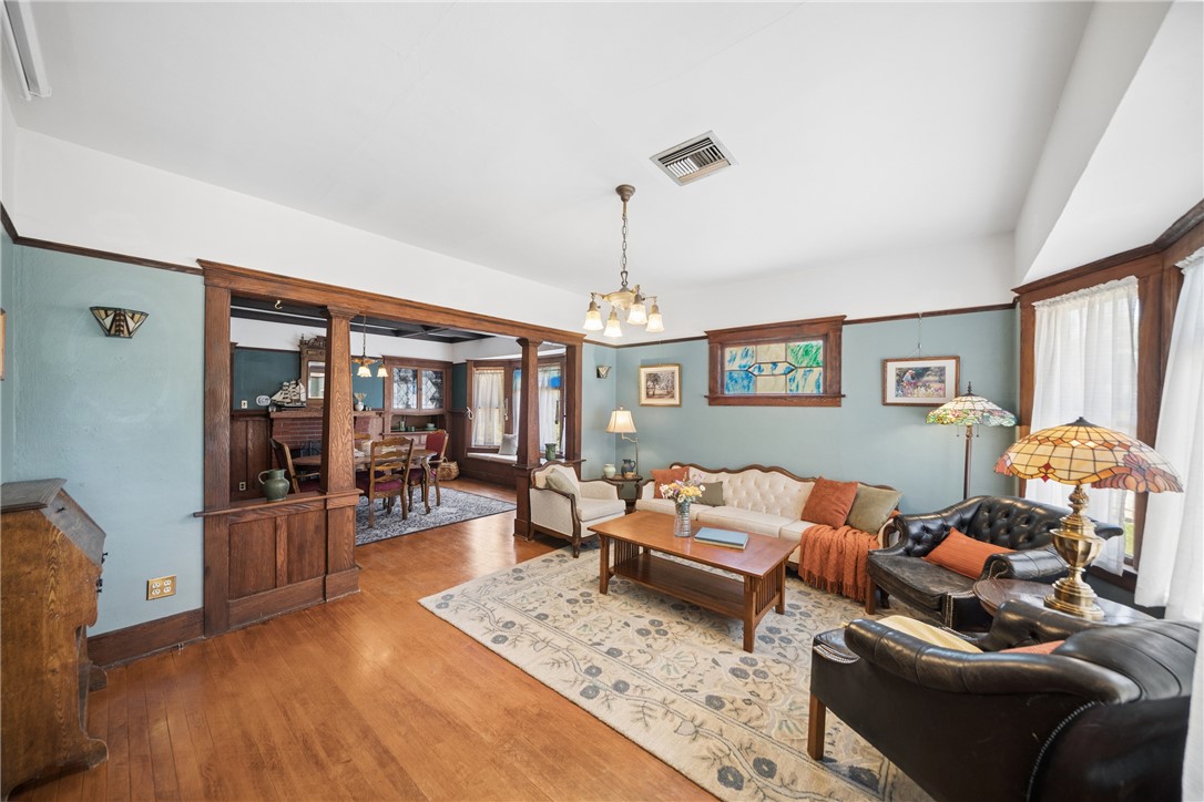 27440 Dartmouth Property Photo 14