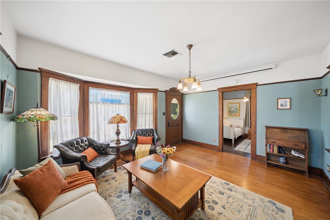 27440 Dartmouth Property Photo 15