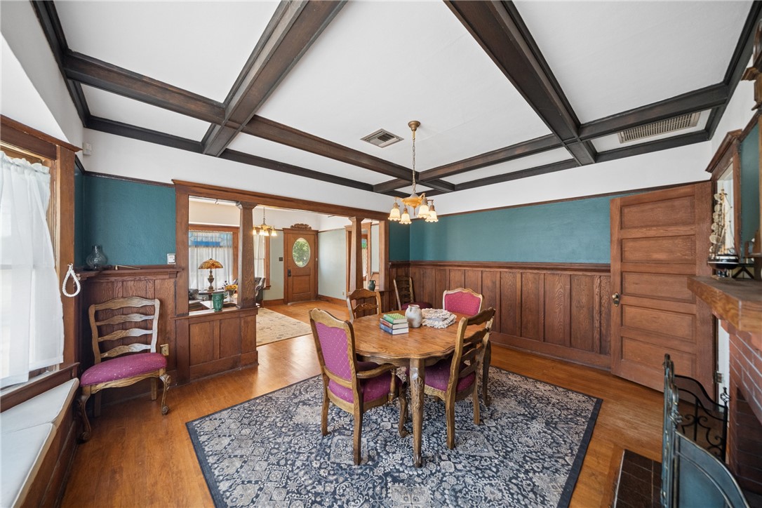 27440 Dartmouth Property Photo 19