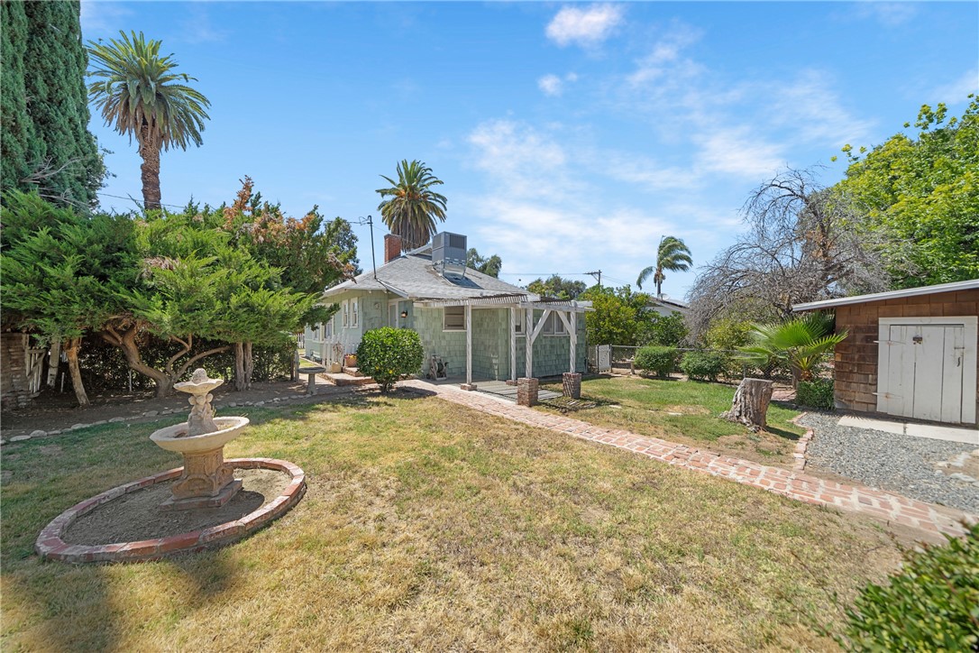 27440 Dartmouth Property Photo 37