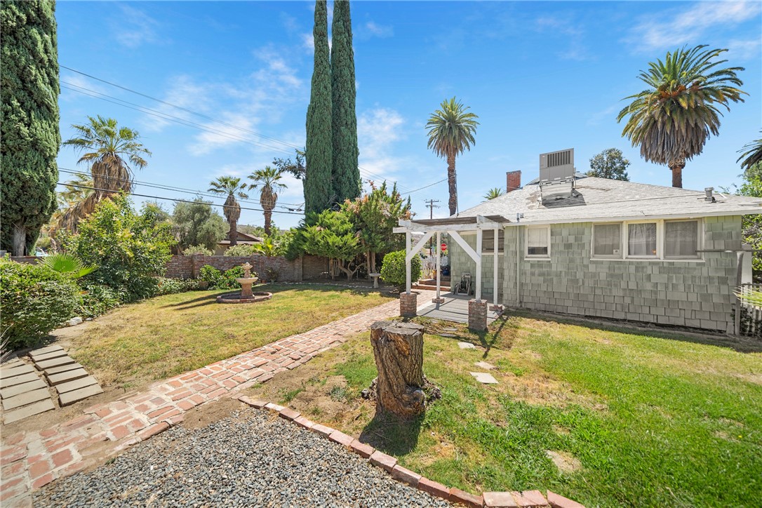 27440 Dartmouth Property Photo 41