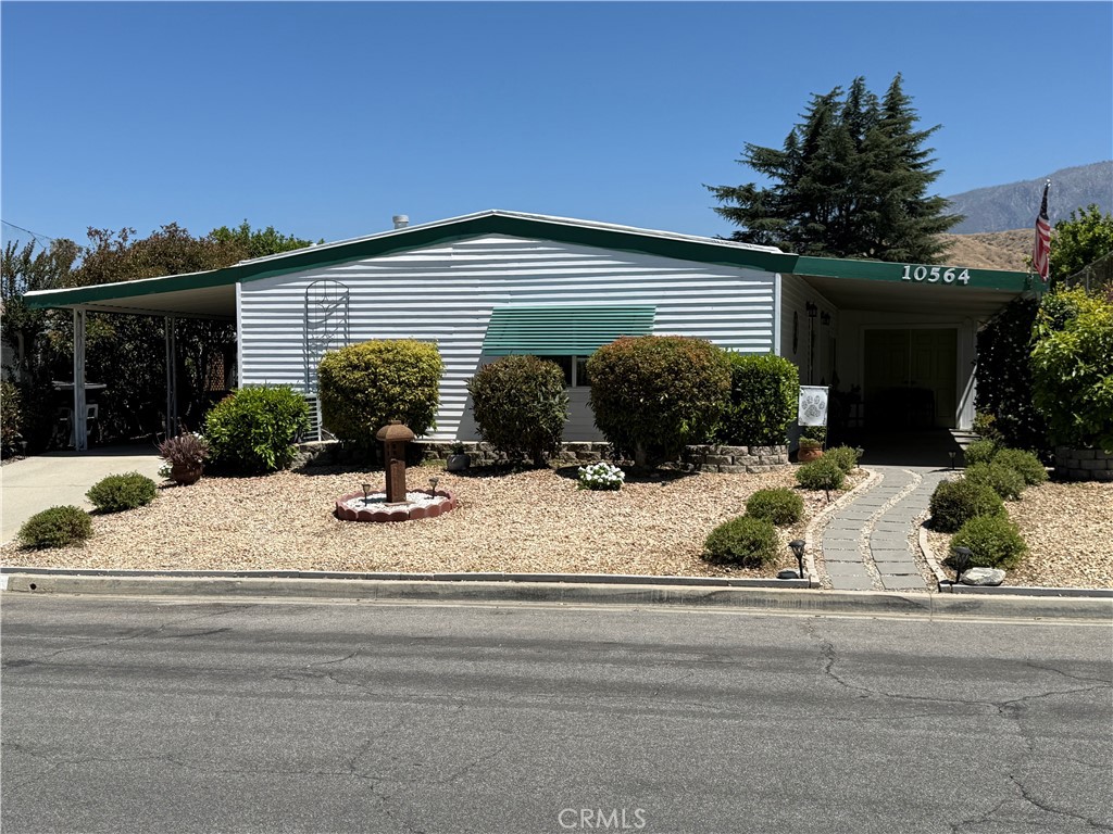 10564 Frontier Property Photo 2