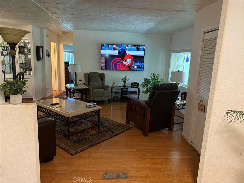 10564 Frontier Property Photo 19