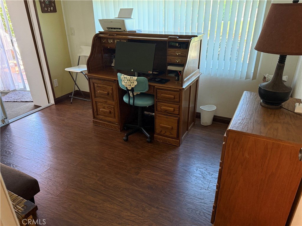 10564 Frontier Property Photo 32