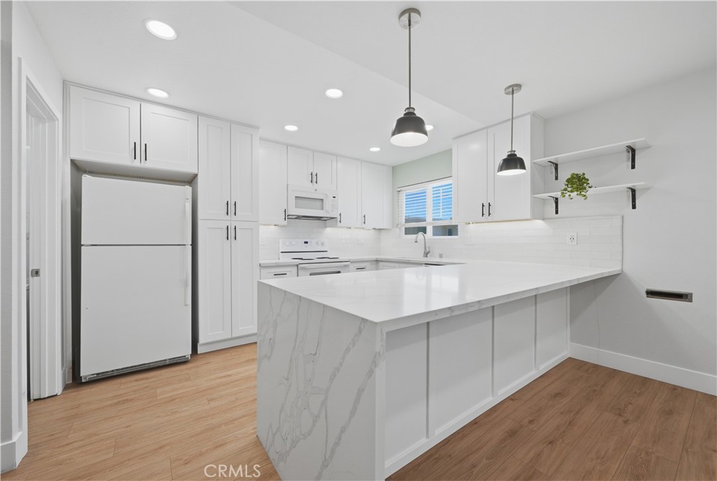 28132 Winged Foot Property Photo 6