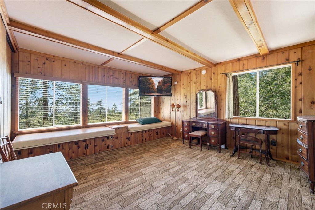 24759 Schaffer Drive Property Photo 8