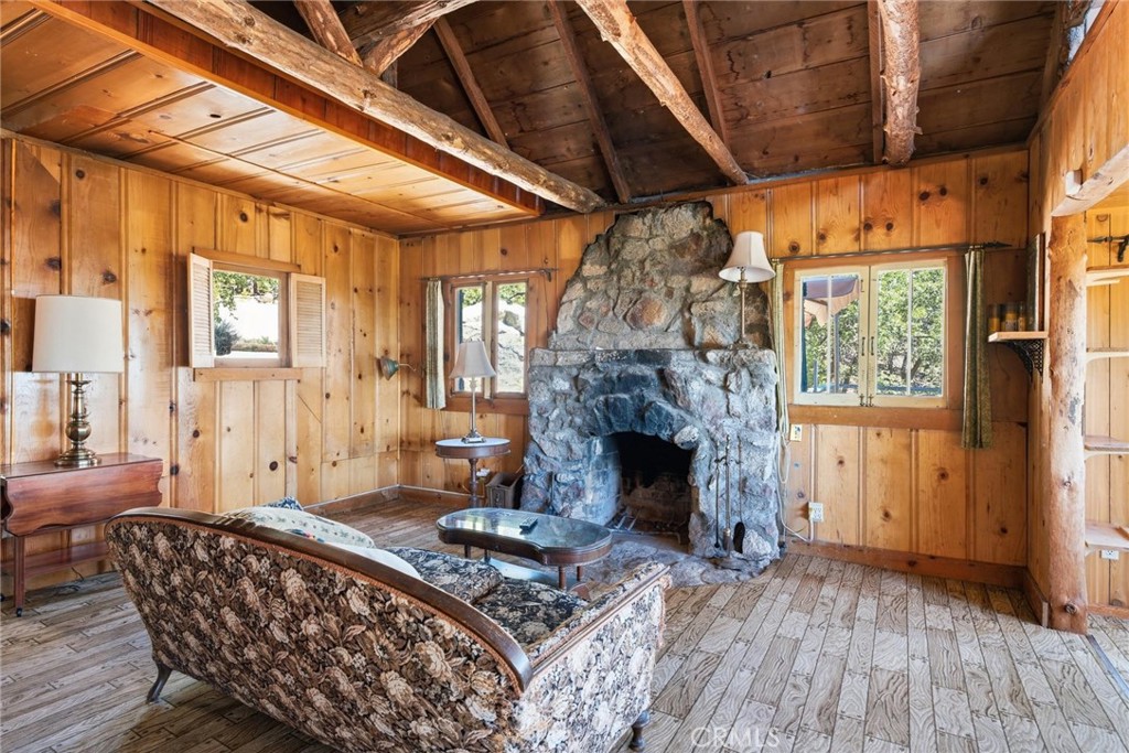 24759 Schaffer Drive Property Photo 13