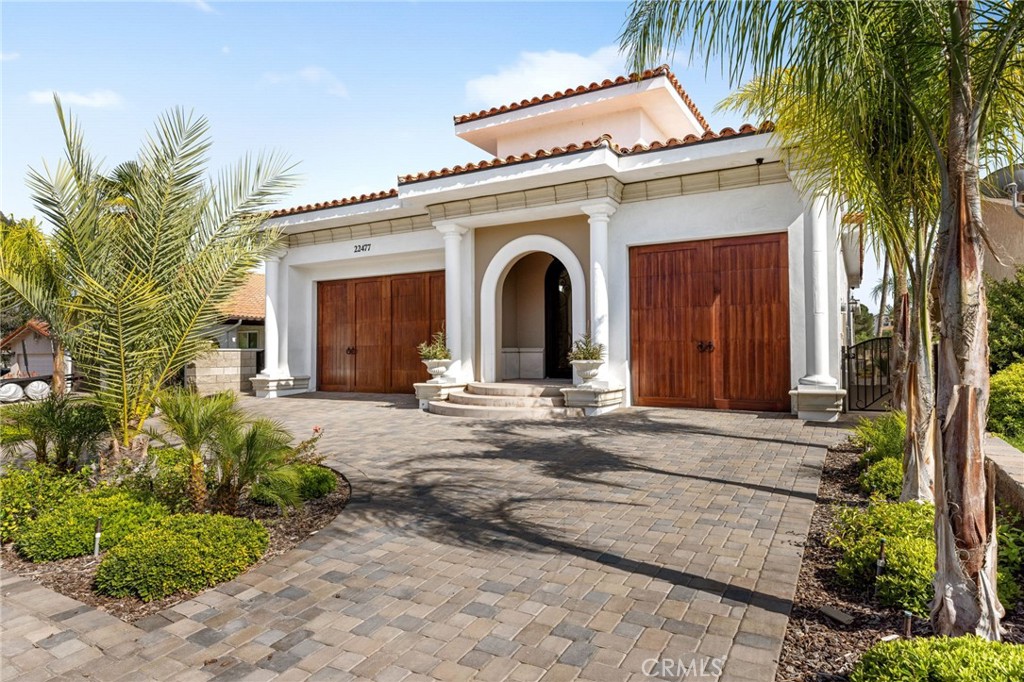 22477 Boating Way Property Photo 2