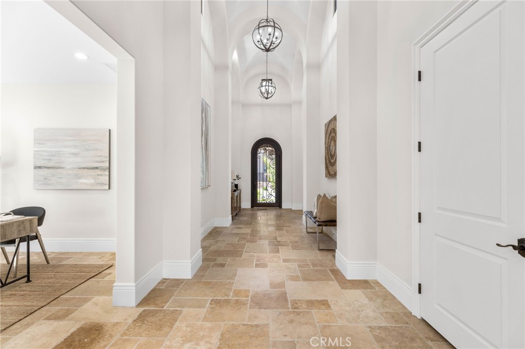 22477 Boating Way Property Photo 4