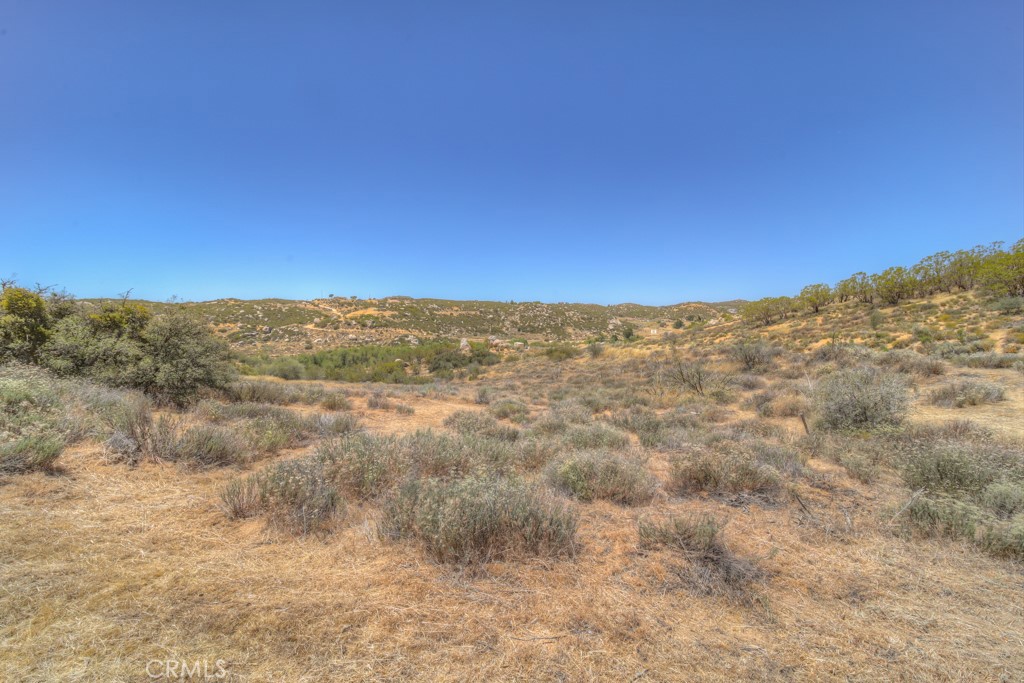 48805 Leaning Rock Court Property Photo 10