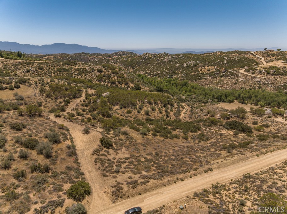 48805 Leaning Rock Court Property Photo 12