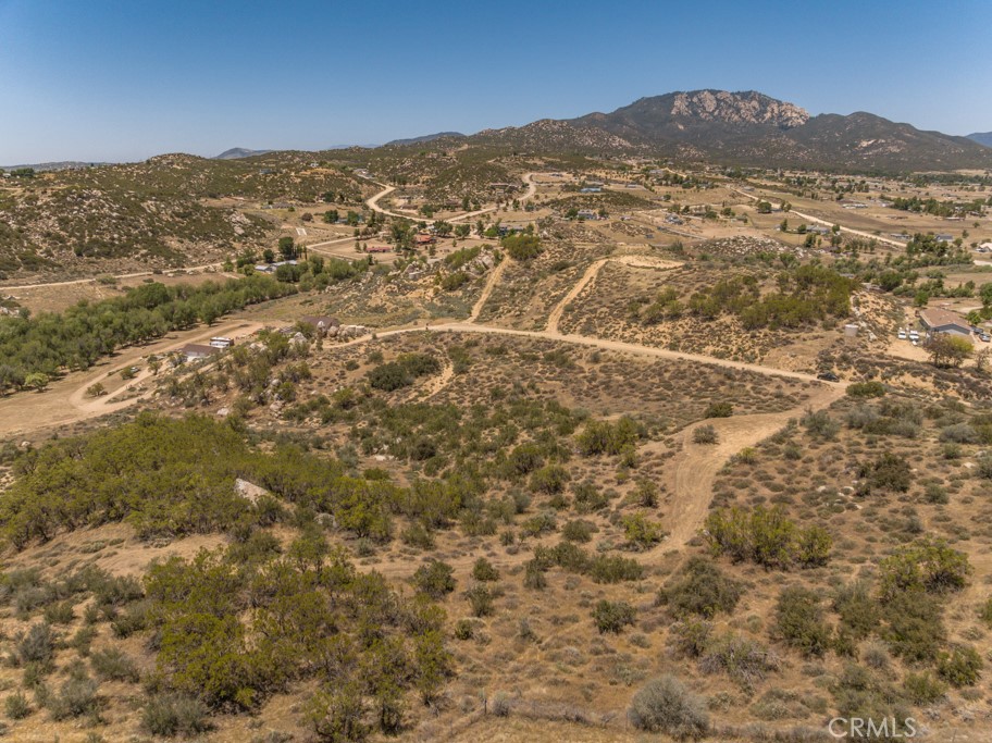 48805 Leaning Rock Court Property Photo 13