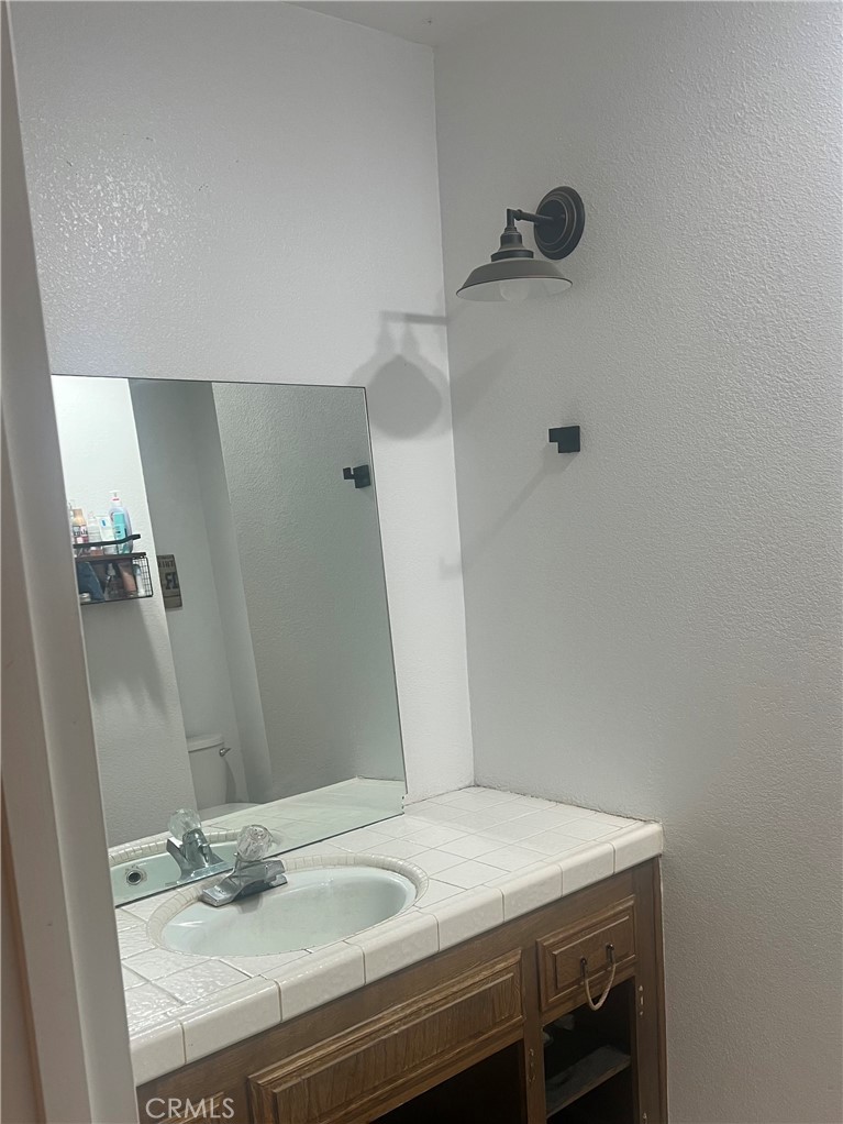 26201 Camas Drive Property Photo 11