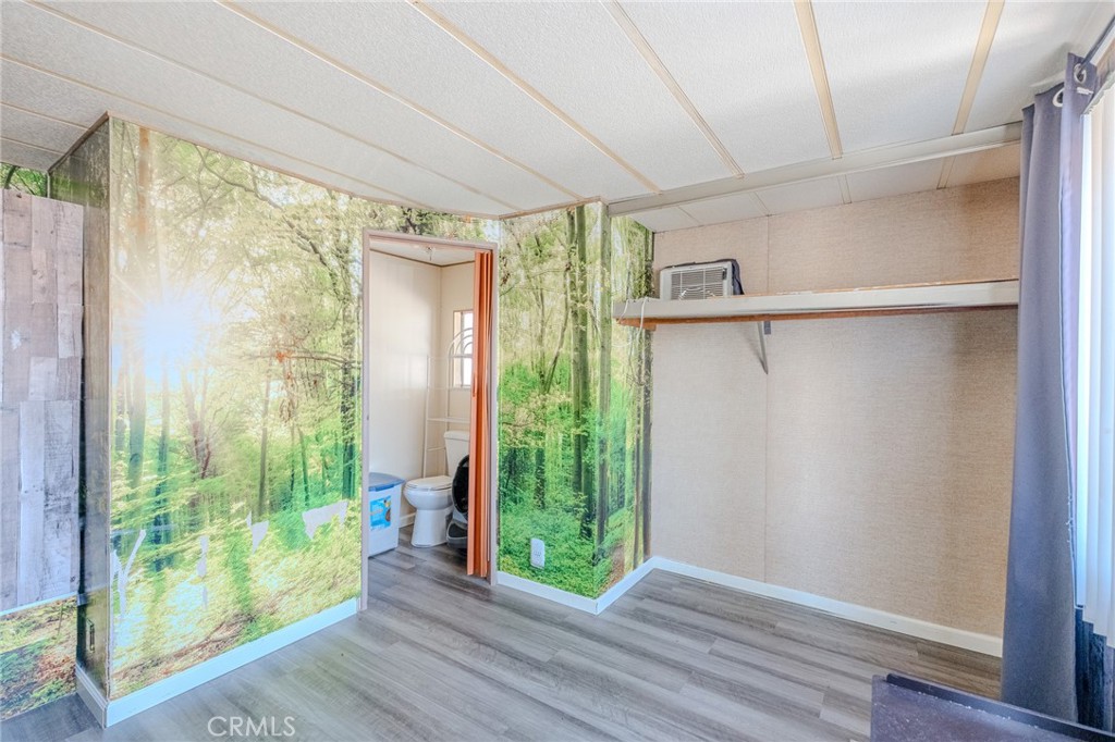 675 W Oakland Avenue G-4 Property Photo 10