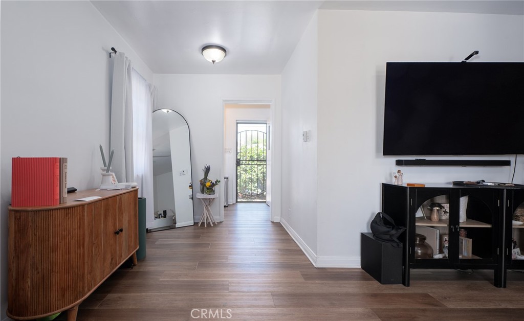 8812 8816 Ramsgate Avenue Property Photo 19
