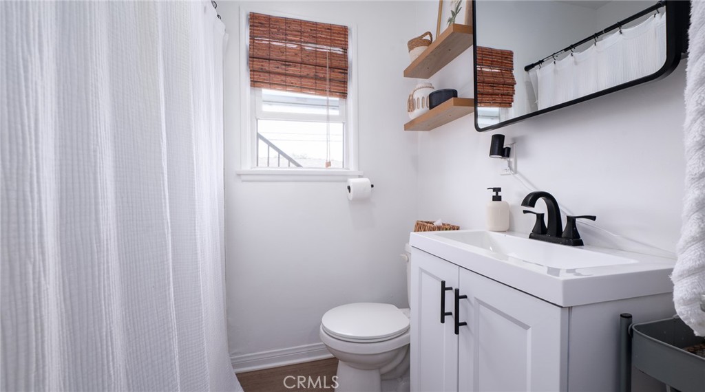8812 8816 Ramsgate Avenue Property Photo 25