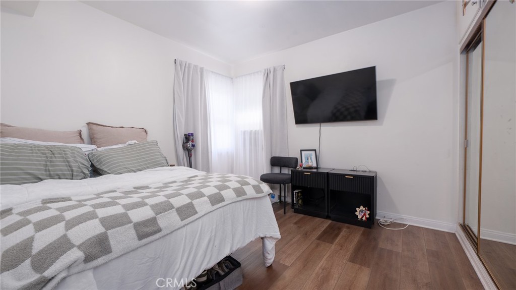 8812 8816 Ramsgate Avenue Property Photo 26