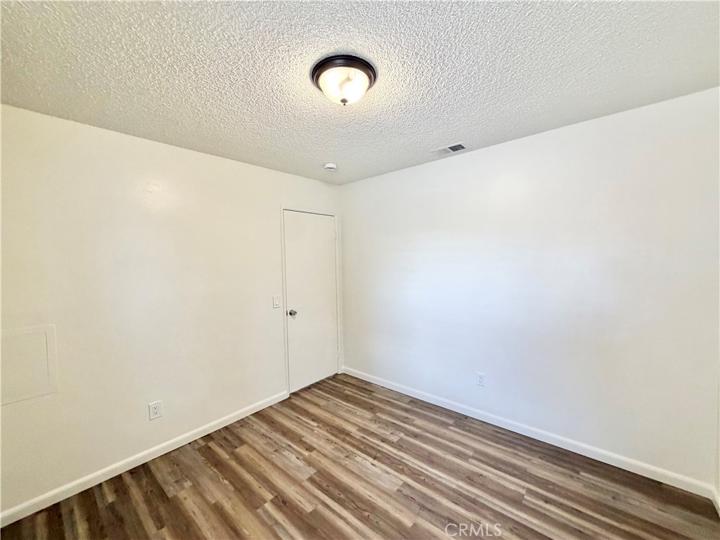 24690 Rugby Lane Property Photo 17