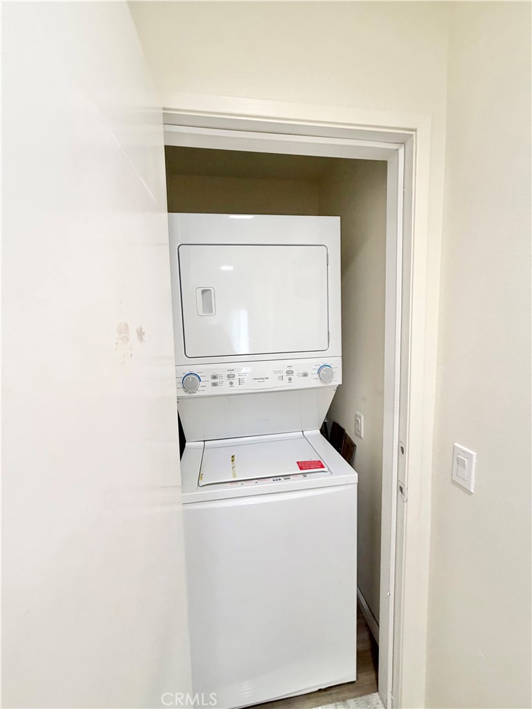 24690 Rugby Lane Property Photo 23