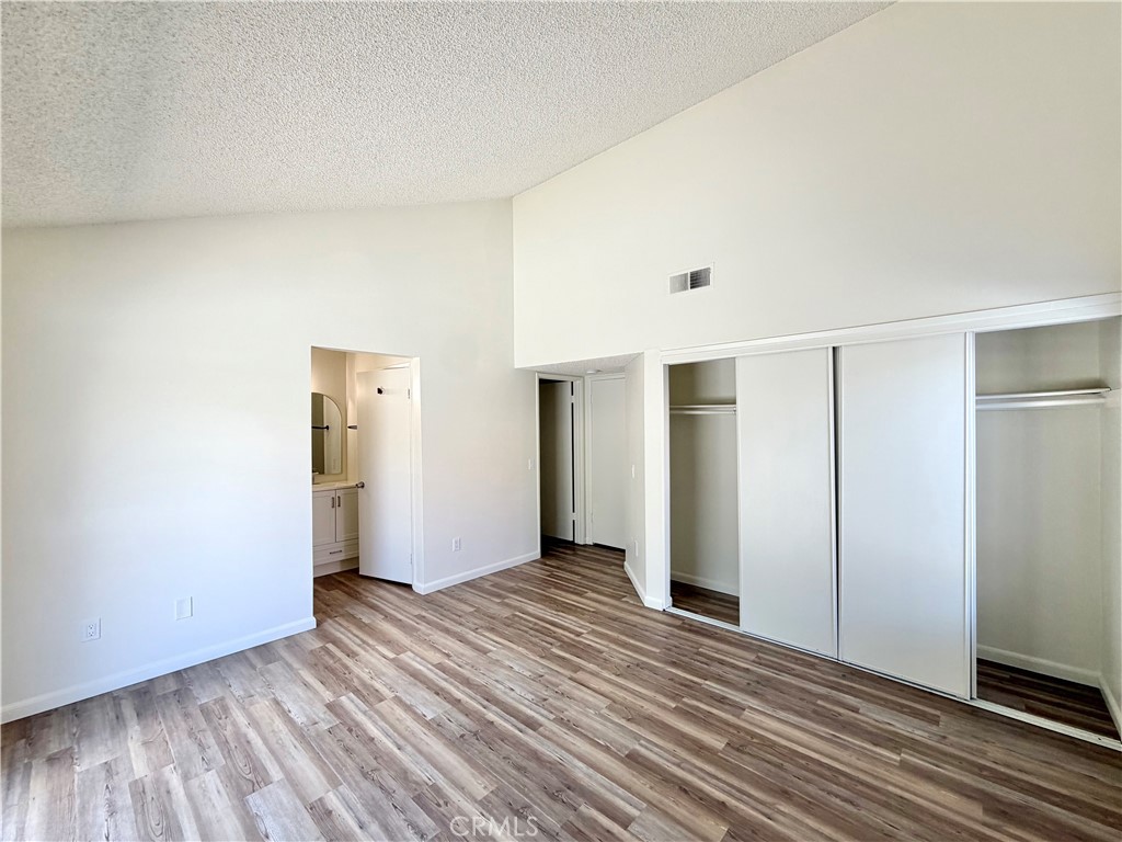 24690 Rugby Lane Property Photo 25