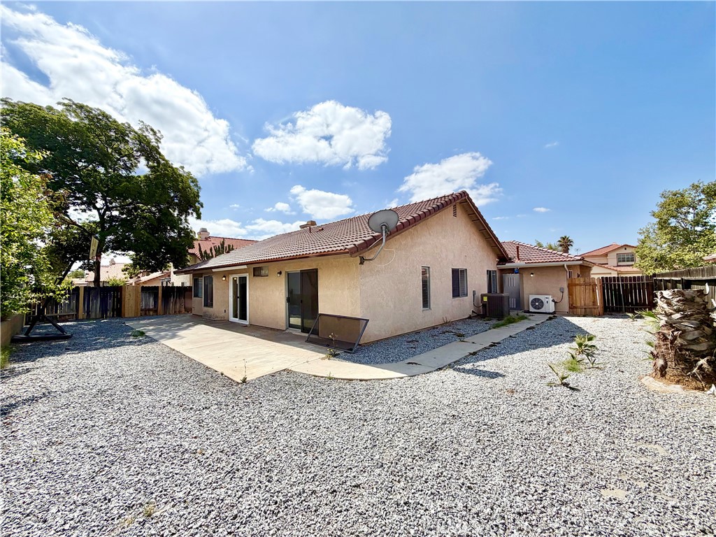 24690 Rugby Lane Property Photo 31